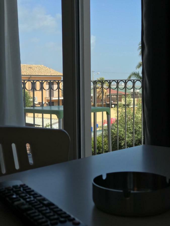 Andrea Case Vacanze L'Ancora ポルト・エンペードクレ エクステリア 写真
